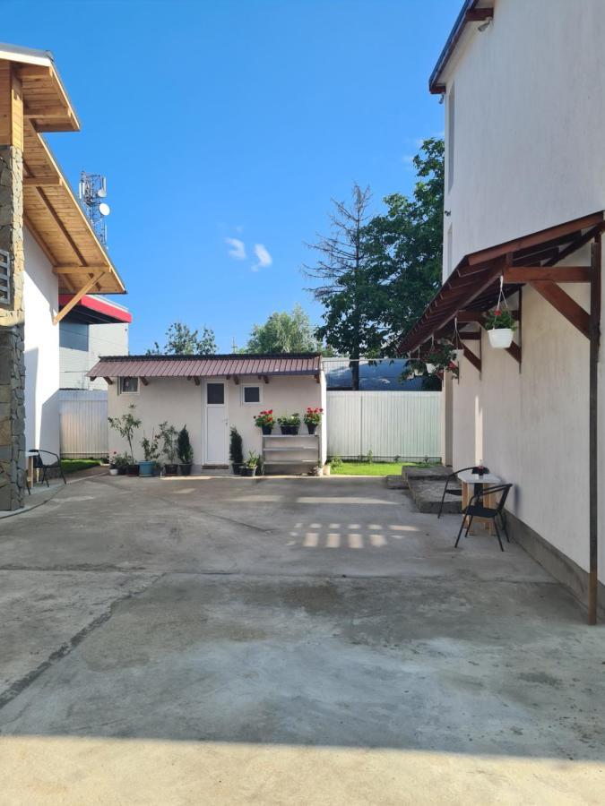 באלוטשטי Luca'S Studio 2 ,Close To Therme Bucharest, Airport Otopeni מראה חיצוני תמונה